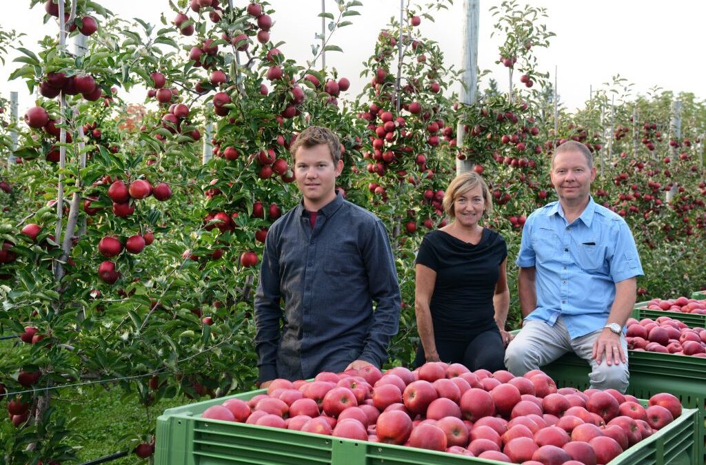 About The Growers 2