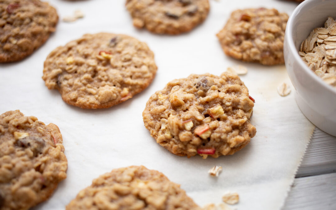Oatmeal Apple Raisin Cookies.Landscape 2
